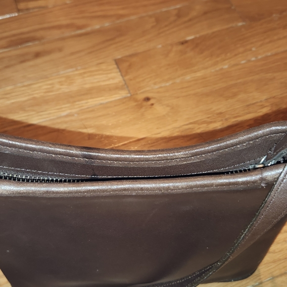 VINTAGE COACH MAMBO 9062 LEATHER HOBO ADJUSTABLE STRAP BAG PURSE - Picture 13 of 13